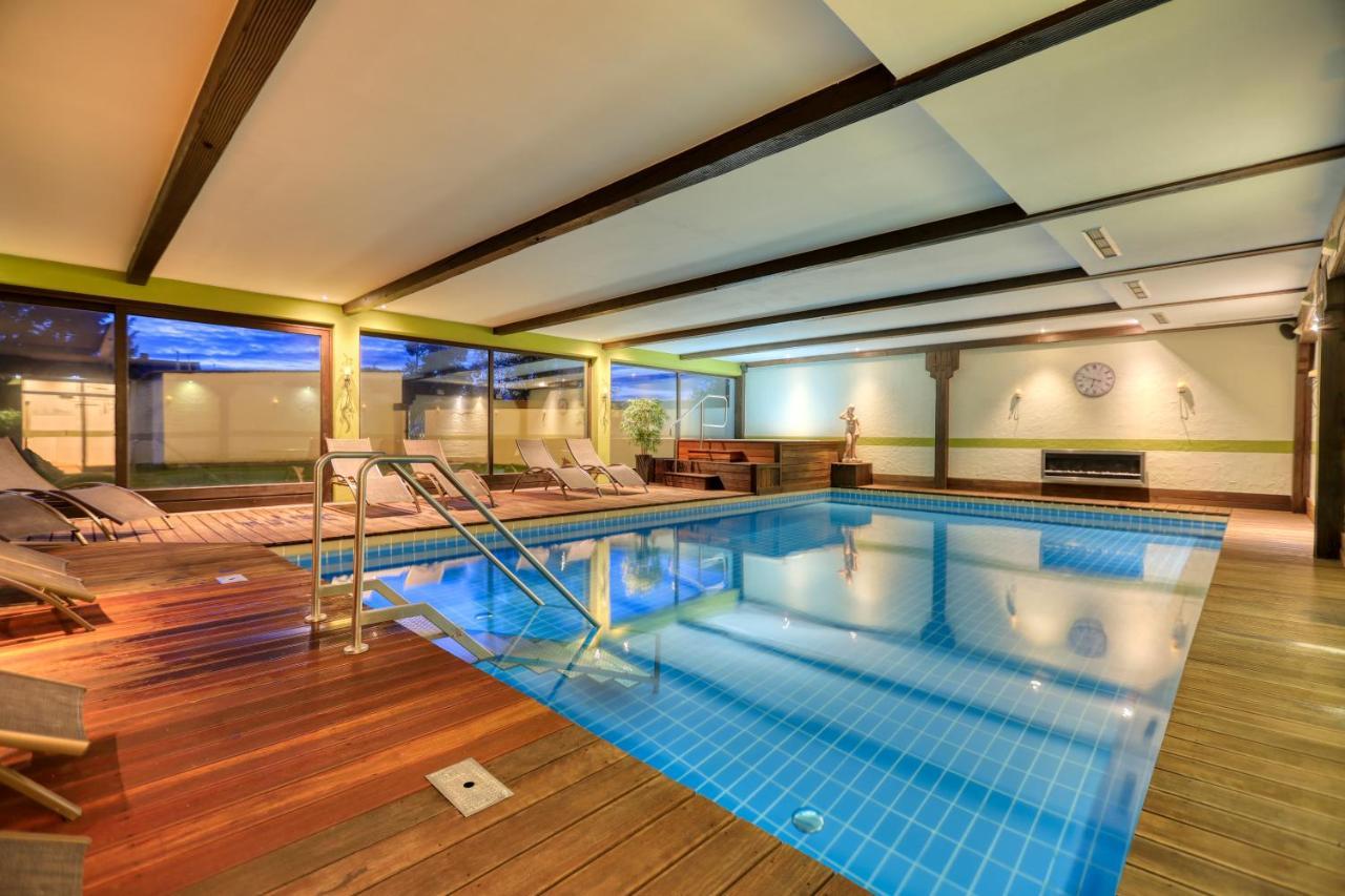 Hotel Gut Schmelmerhof ザンクト・エングルマール エクステリア 写真