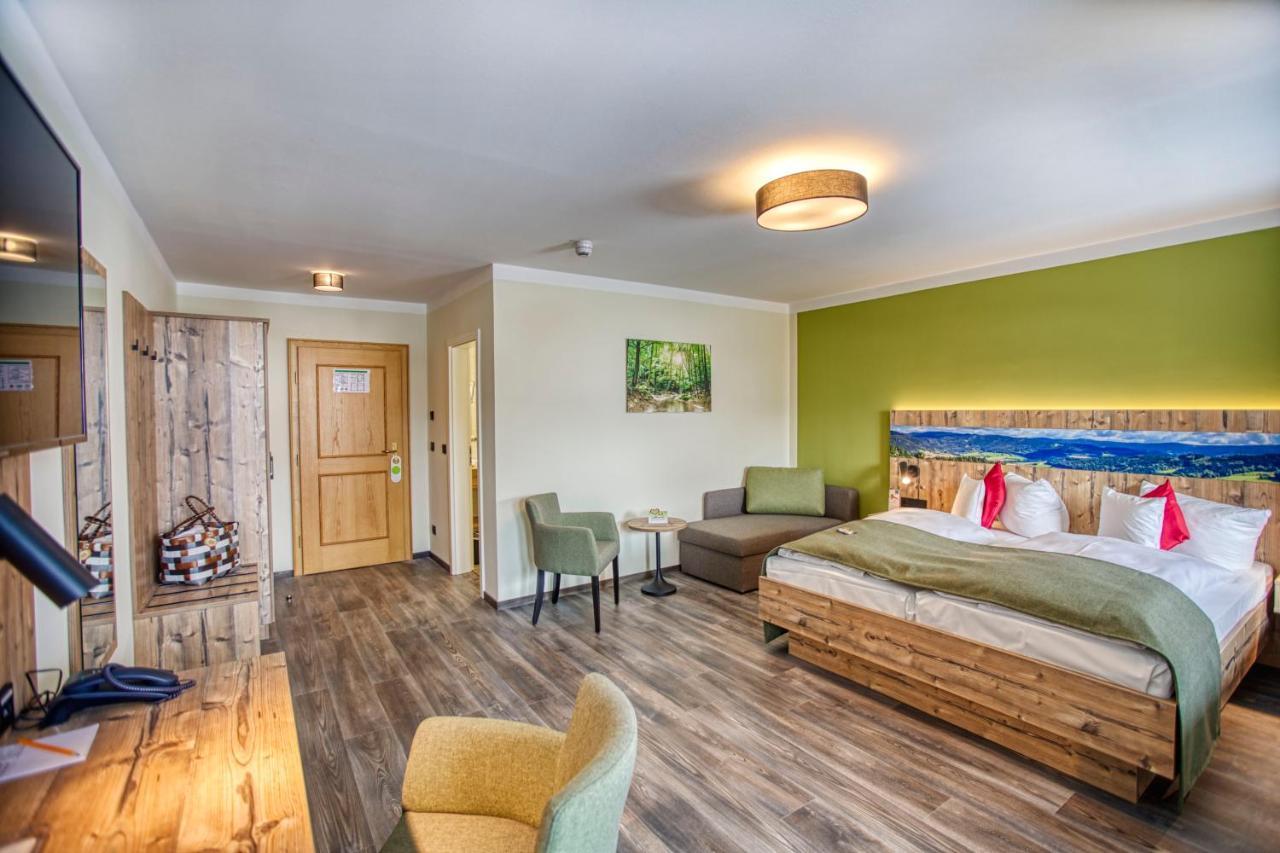 Hotel Gut Schmelmerhof ザンクト・エングルマール エクステリア 写真